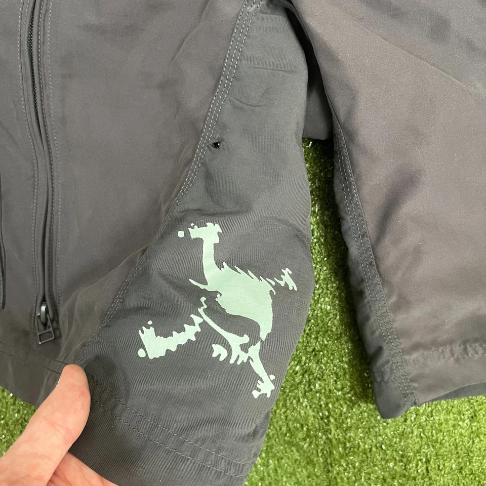 Vintage Oakley Nylon Shorts Mens Large Gray Elastic Belted Waist - Image 4 of 4