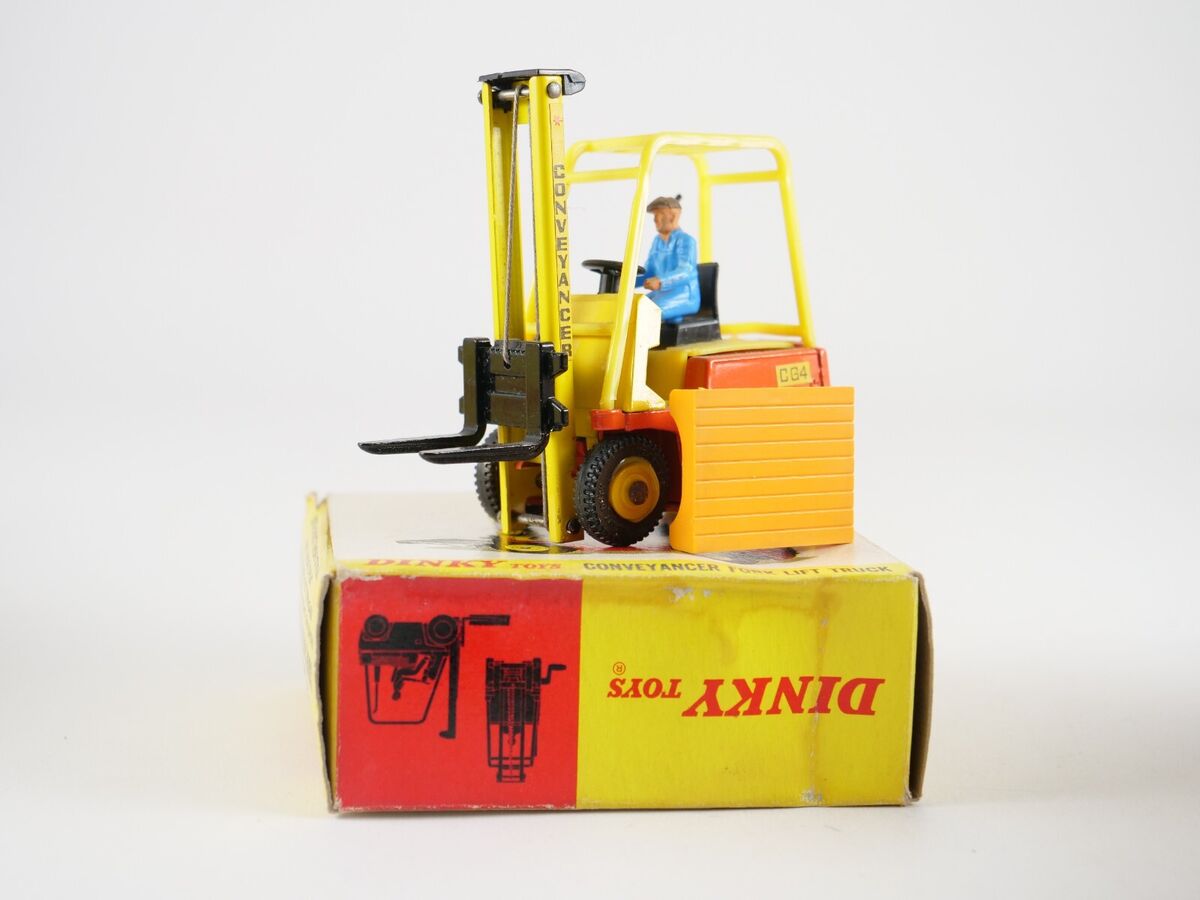 Dinky Toys GB No. 404 Conveyancer Fork Lift Truck In Box | eBay Dinky Toys GB No. 404 Conveyancer Fork Lift Truck In Box | eBay