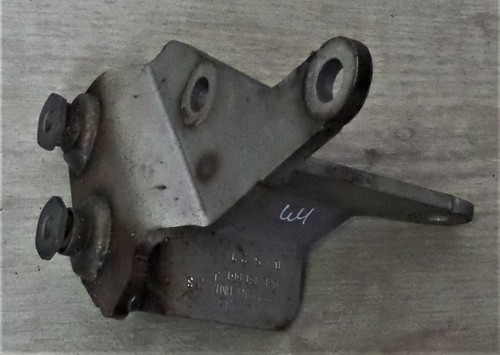 VW Golf 7 Audi Seat Skoda Halter für Partikelfilter Halterung 04L131561J