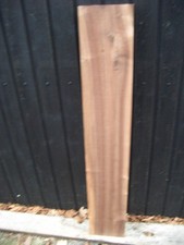 30 mm amerikanischer Nussbaum Bohle Brett gehobelt 98 cm / 16 cm kammertrocken