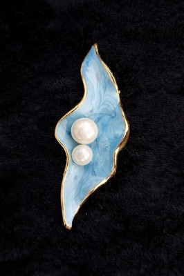 Brosche Kunstperlen in Muschel Vintage inspiriert elegant goldfarben Anstecknadel Brosche 
