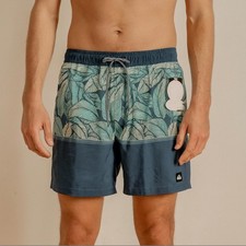 Quiksilver Men s Board Shorts Swim Trunks Tropical Leaf Print Blue Large NWT