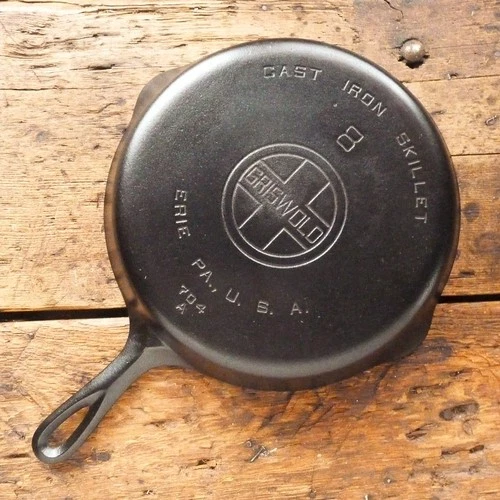 Vintage GRISWOLD Cast Iron SKILLET Frying Pan # 8 LARGE BLOCK LOGO - Ironspoon