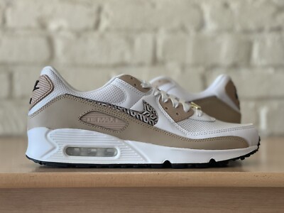 Nike Air Max 90 United In Victory Running Shoes FB2617-100