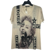 Women's Short Sleeve T-shirt with graphic print Size XL