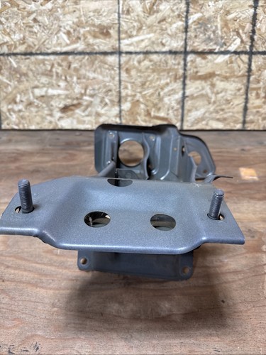 1980-1990 Toyota Land Cruiser FJ60 Clutch Brake Pedal Bracket Box 55106-90A05 OE - Picture 2 of 15