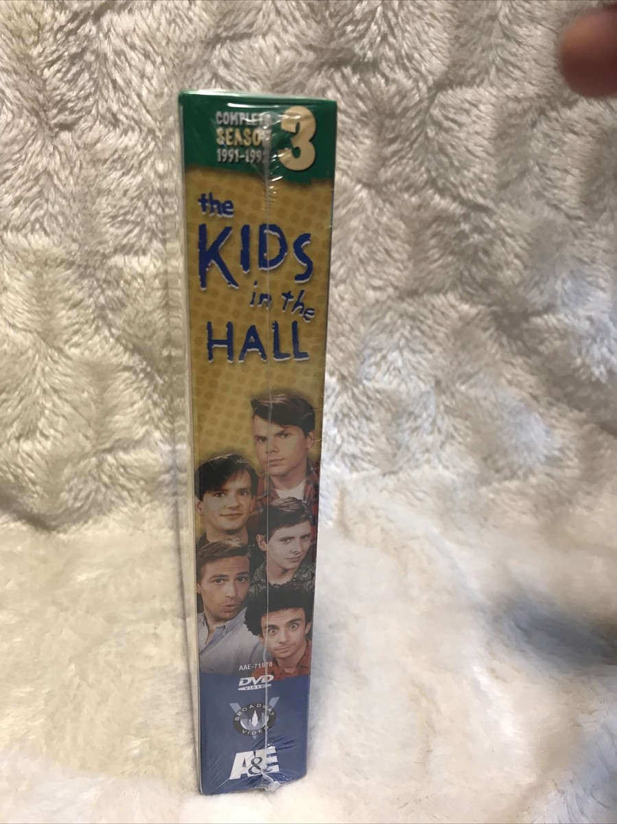 (未使用･未開封品)Kids in the Hall: Complete Season 3 [DVD] Amazon.com: Kids in the Hall - Complete Season 3 (1991-1992