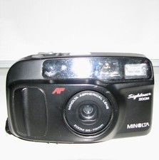 Vintage Minolta Sightseer Zoom 35-70mm Point and Shoot 35mm Film Camera w/ Flash
