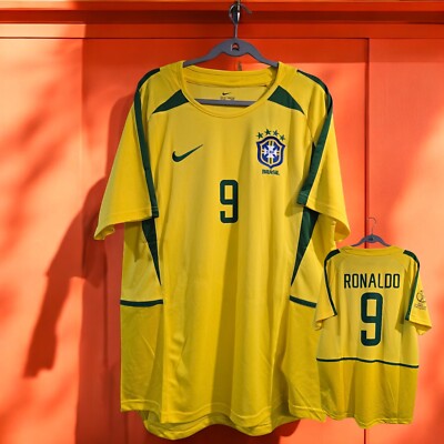 BRAZIL  HOME 2002 - World Cup Korea Japan - RONALDO 9 - Large (Run Small)