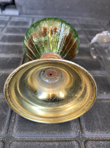Vintage Green Glass Lamp Oil Lamp Made In Hong Kong Mini Collectible - Picture 11 of 11