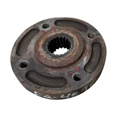 Used Hub fits New Holland 1411 1431 1432 1441 87044113 fits Case IH 87044113