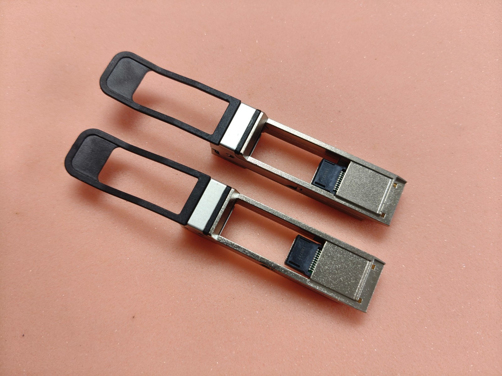 Mellanox MAM1Q00A-QSA28 Replace 25G with 100G. Module