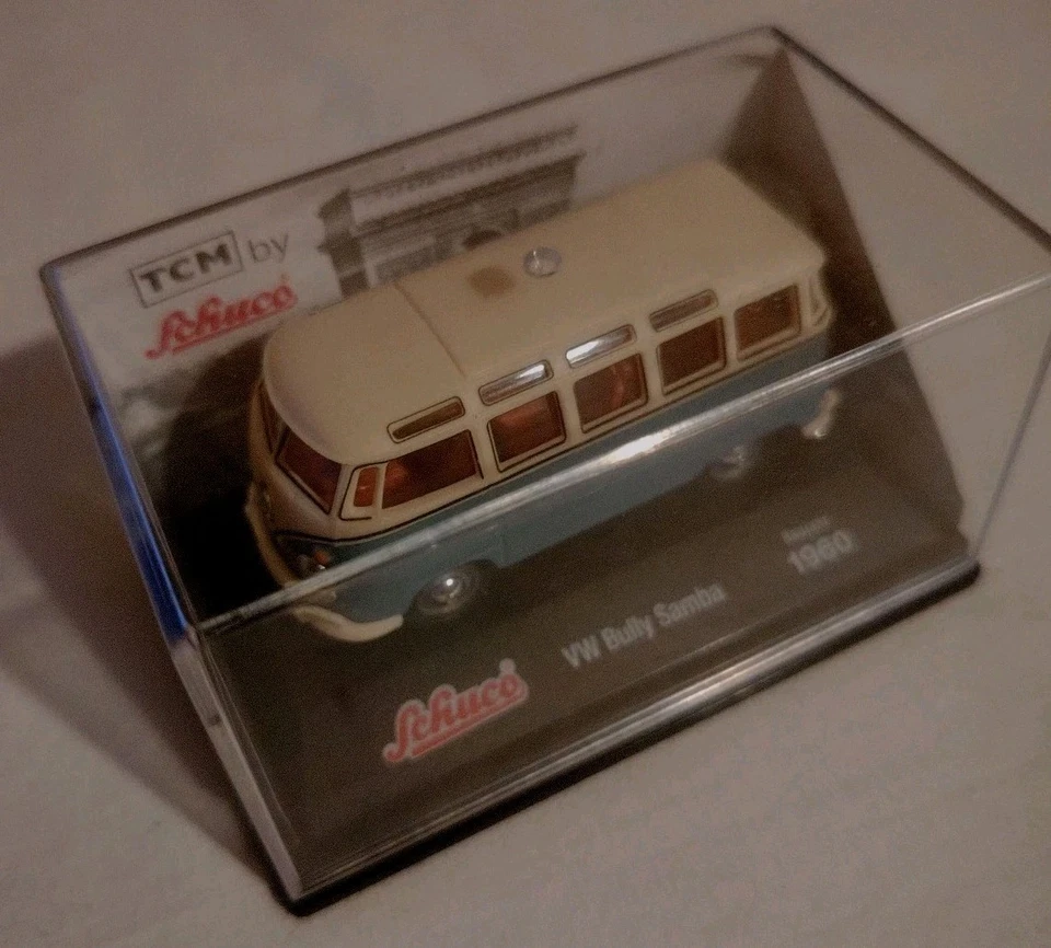 SCHUCO -TCM  Modellino VOLKSWAGEN BULLY SAMBA (1960) - Scala 1:72 - Immagine 2 di 4