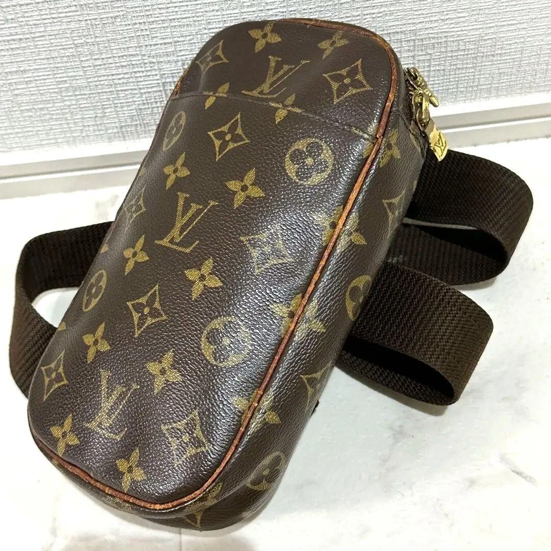 Pochette gange louis vuitton cheap monogram