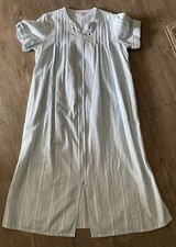 Miss Elaine House Dress Full Length Zip Robe , Medium,Seersucker Long VTG