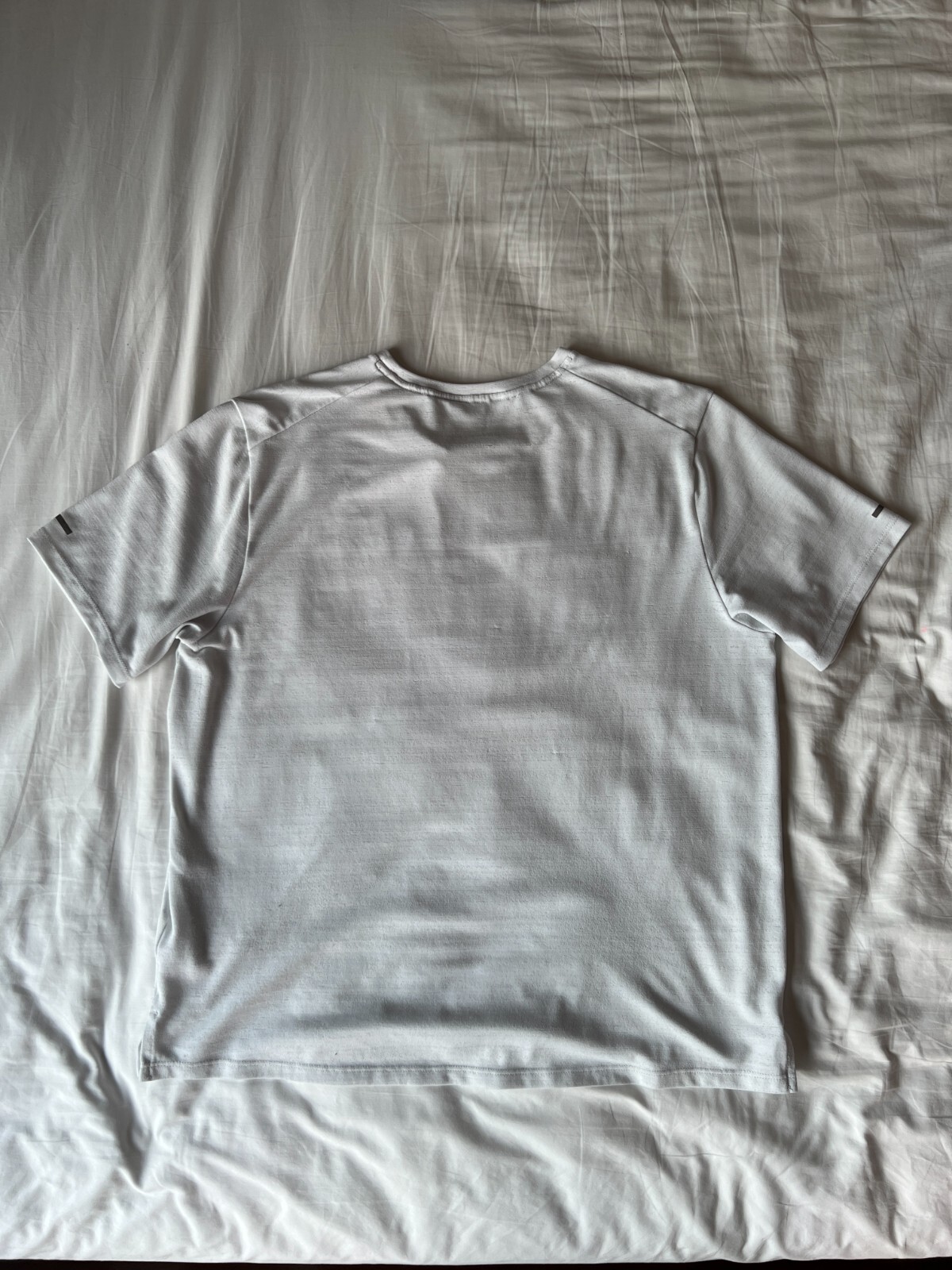 SOLD OUT & BRAND NEW Nike Men's Dri-FIT Miler Running Top - White, Medium image 2
