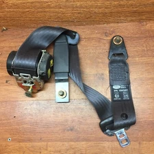Land Rover Discovery 2 Rear Right Side Seat Belt Reel Mechanism EVL104240 B50