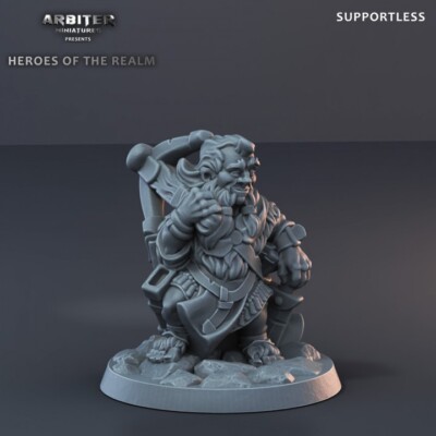 AKS3 - Halfling male -01 - DnD Tabletop Pathfinder Heroquest Miniature 28mm