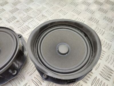 Skoda Octavia Mk3 (5E) 2018 Set front door speaker 5E0035411J