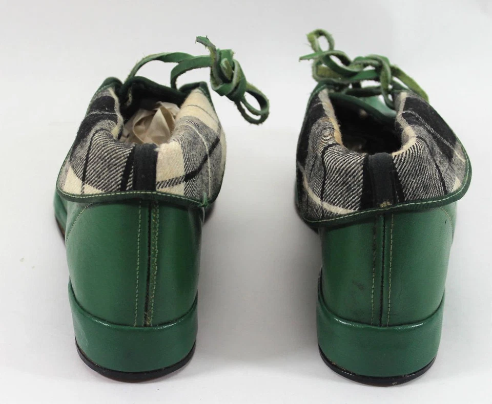 Vintage Green Leather Closed Shoe with Black Flannel Lining Womens 6.5M - Image 3 of 4