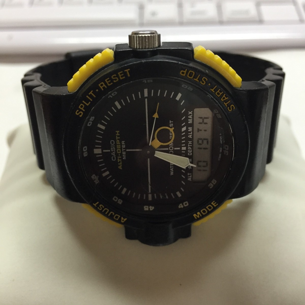 casio カシオ ARW-320 稼動品 699 ALTI-DEPTH 1980s) CASIO ARW-320 Alti-Depth Meter (serviced) – WATCH WAVE