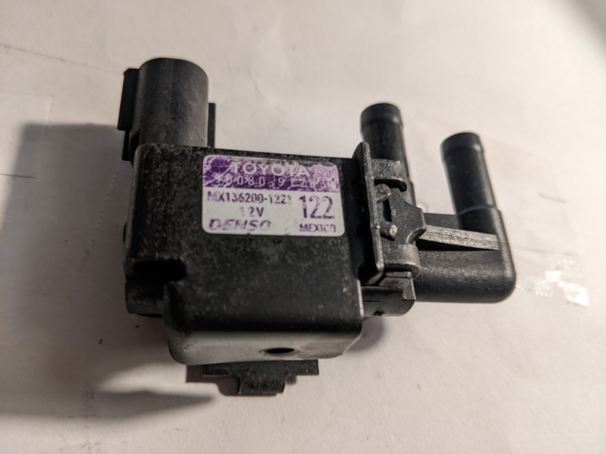 1996-01 TOYOTA CAMRY OEM VACUUM SWITCH VALVE VSV # 90910-12201 or