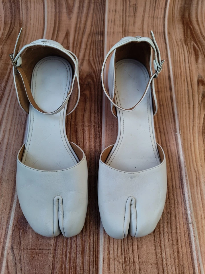Maison Martin Margiela TABI Leather Mary Jane White Leather Straps EU 36 US 6 - Image 2 of 4