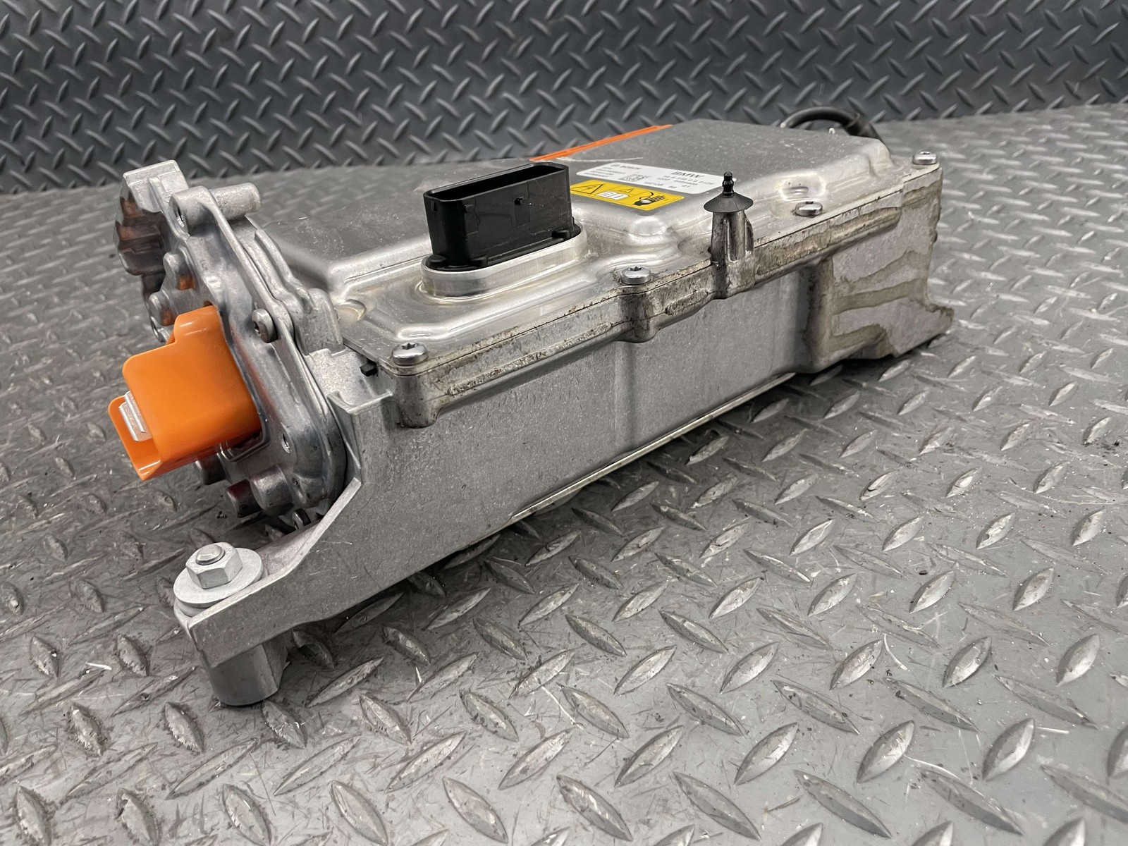 BMW i8 2019 Inverter