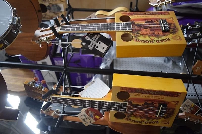 Eddy Finn Roadhouse Cigar Box Ukuleles - Image 2 of 2