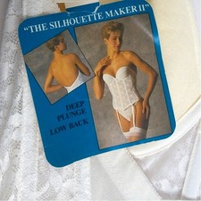 Vintage Carnival The Silhouette Maker II White Corset Size 34D