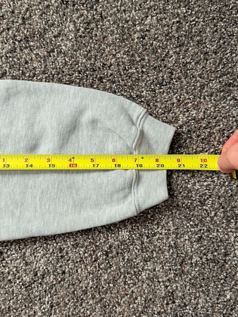 Classic Elements Gray Sweatshirt L Patchwork Hear… - image 9