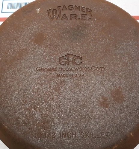 10-1/2" (inch) Wagner Ware Cast Iron Skillet - Not Oil Treated Yet.