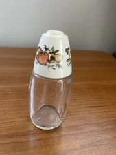 Single Fence Spice Of Life Salt Shaker From The 70s - Retro
