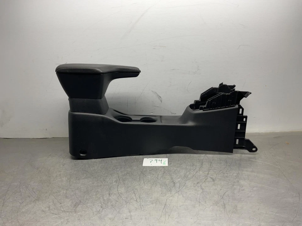 2018 2019 2020 2021 Nissan Kicks Centeter Console Storage OEM - Image 2 of 4