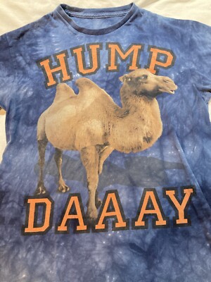 Women's Geico Camel Hump Day T-shirt, Size Medium | eBay
