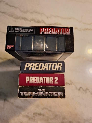 FIGURA DE ACCIÓN NECA ENMASCARADA DEPREDADOR JUNGLE DEMON 30 ANIVERSARIO 7"" LOOTCRATE +3 - Imagen 14 de 15