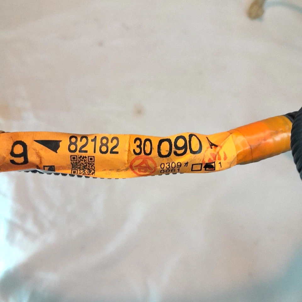 06-09 Arnés de cables conector maletero LEXUS GS300 GS350 GS430 GS460 82182-30090 Foto 2 de 4