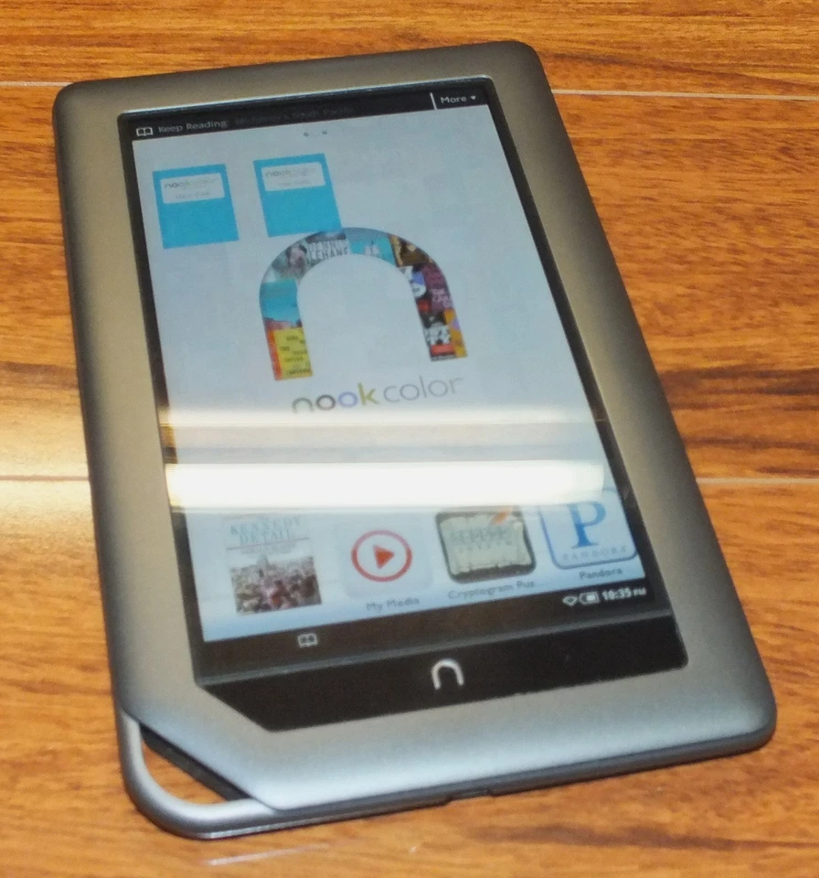 Genuine Nook Color (BNRV200) Black 7 Inch Screen Barnes & Noble 8GB With Wi-Fi! - Image 3 of 4