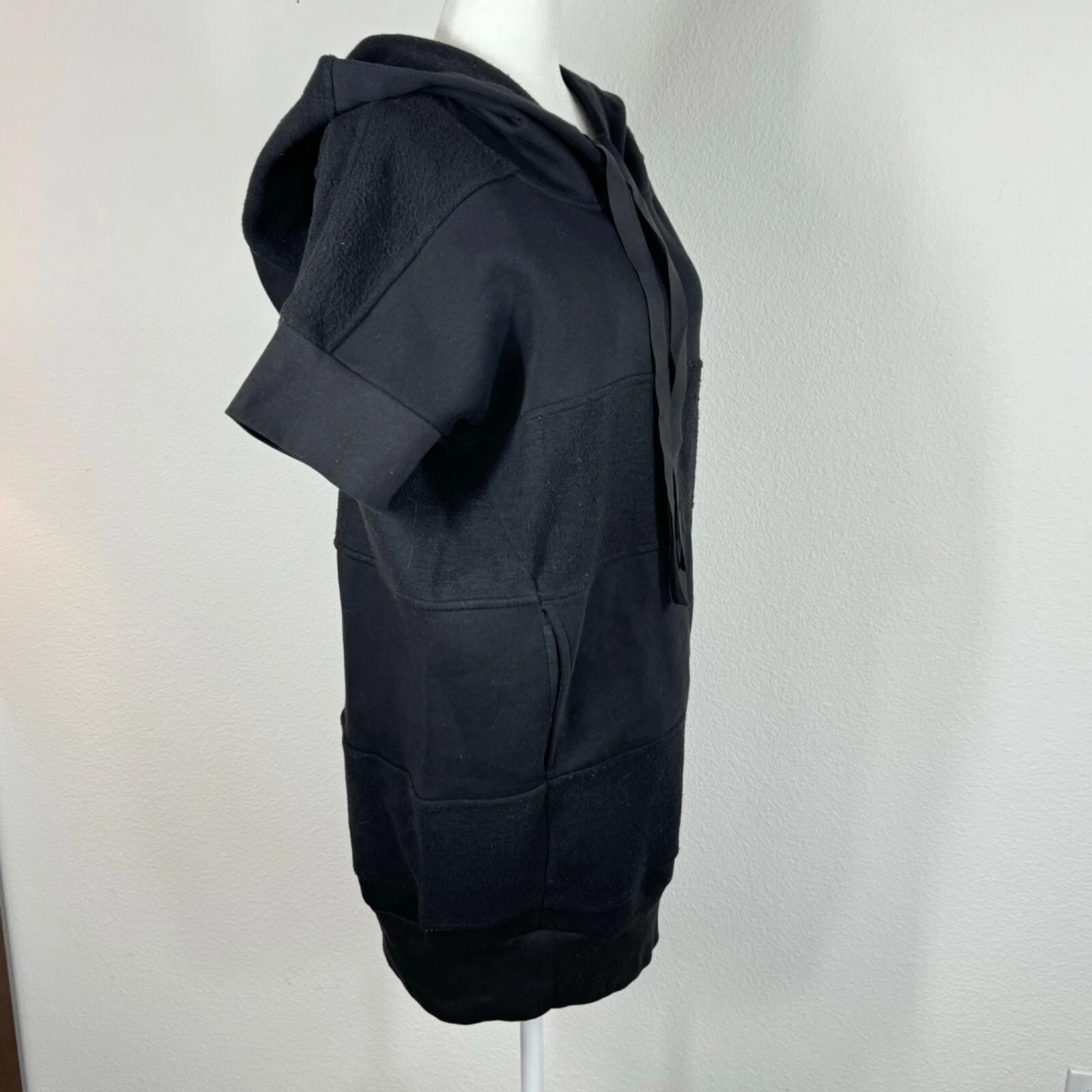 MAISON MARGIELA Felpa con cappuccio oversize Maison Martin Margiela MM6 nera manica corta taglia XS