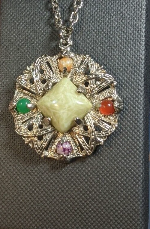 Colgante de ágata celta vintage multi cristal, en caja. 37mm. Longitud de cadena 60 cm Foto 2 de 4
