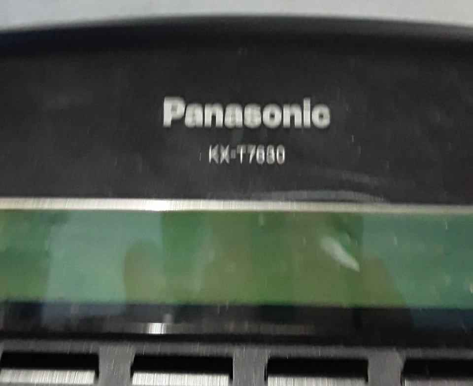 WORKING Panasonic KX-T7630 24 line buttons 3 line Backlit LCD Office Phone Stand - Image 2 of 4