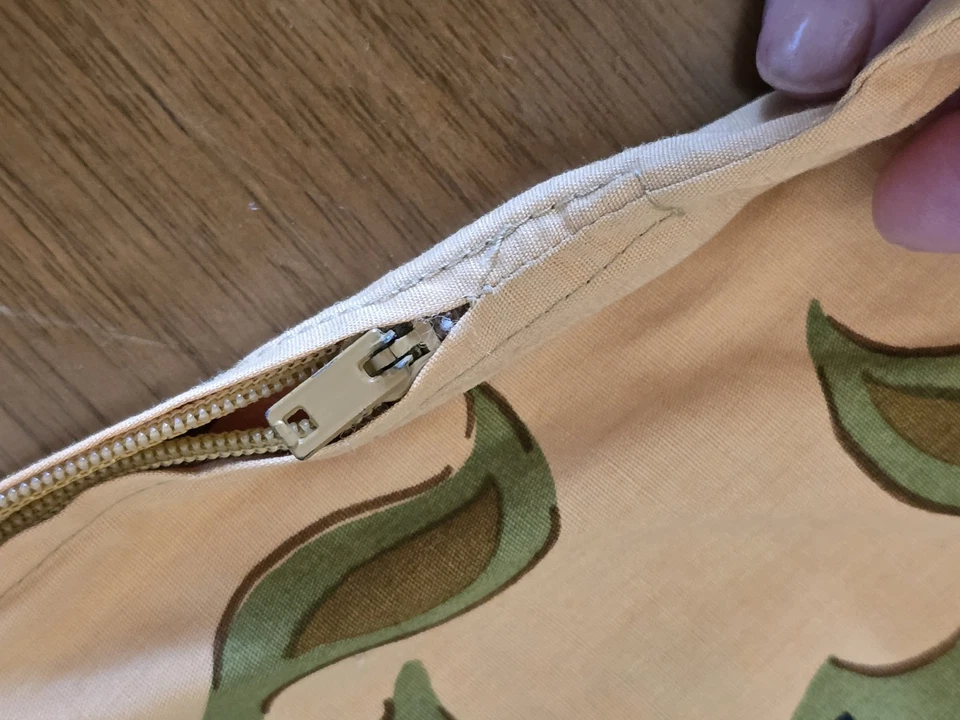 Set of 2 Jim Thompson 100% Cotton Butterfly Pillow Covers 15"x15" - Image 4 of 4