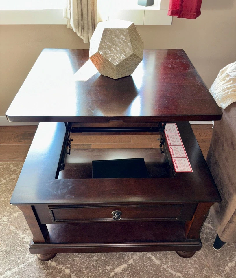 Solid Wood Coffee Table - Image 3 of 4