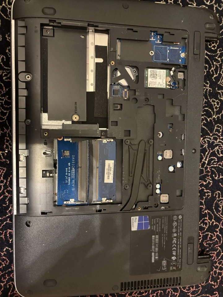 hp ProBook 440 G3, i3 Als Ersatzteil (Display defekt, gebrochen - Bild 3 von 4