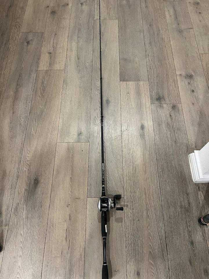 Abu Garcia Silver Max Baitcasting Reel 6 Ball Bearing, 6 .4:1 Ratio, Left Hand - Image 2 of 4