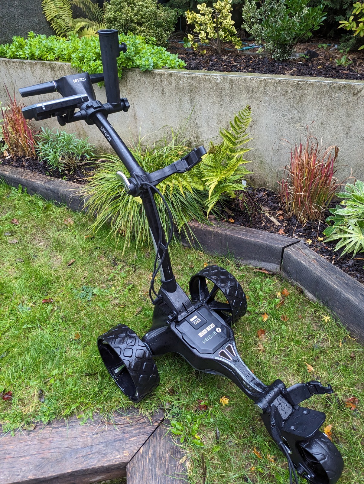 Motocaddy M Tech Electric Golf Trolley eBay