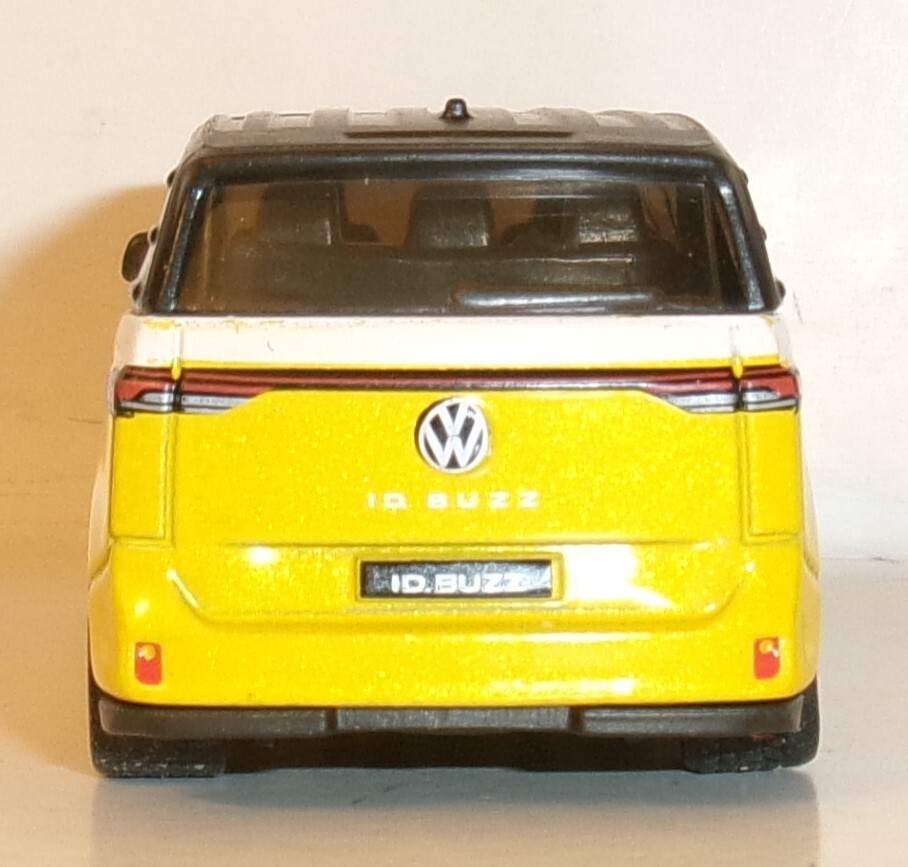Picture 4 of 9