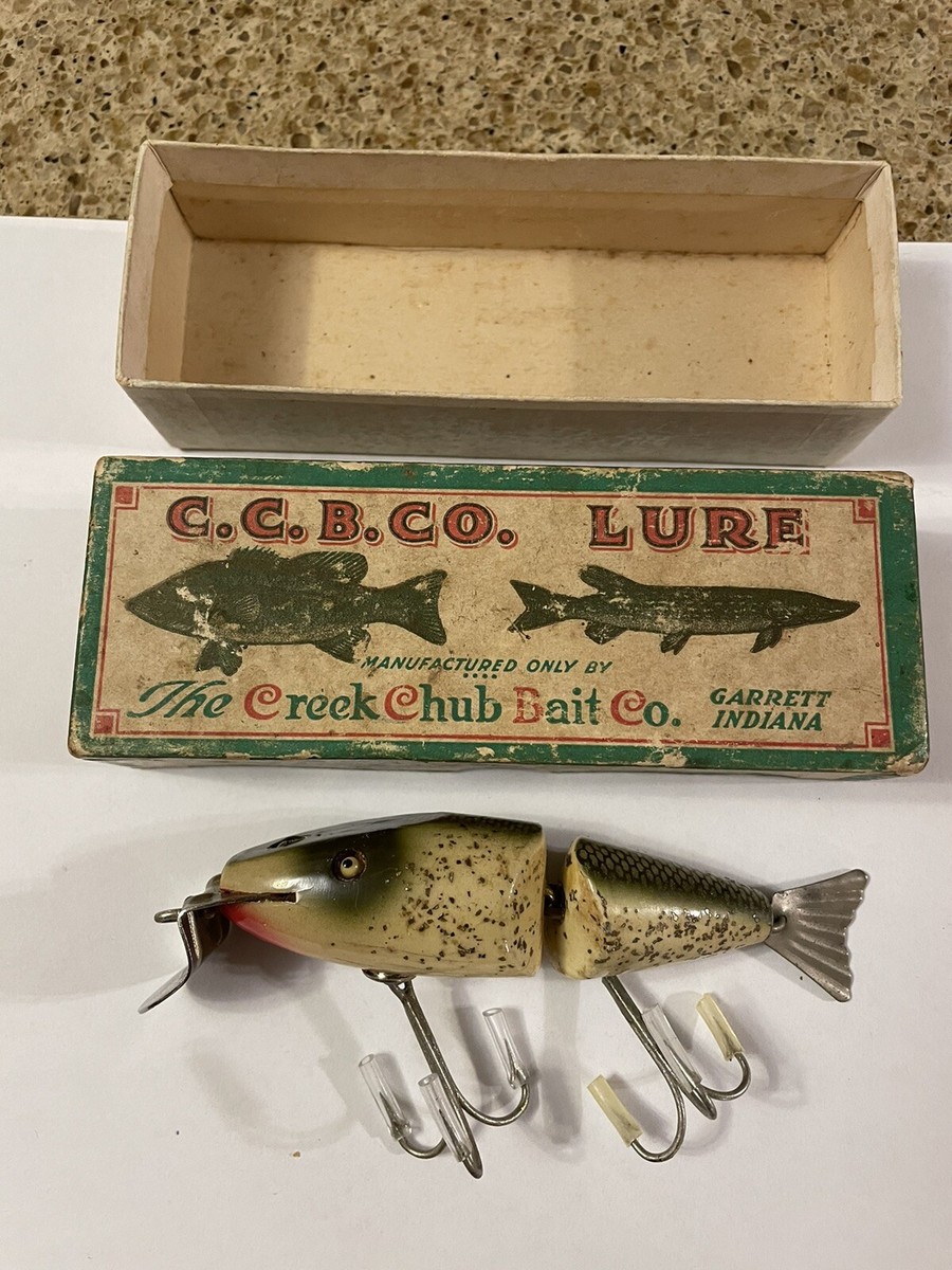 Early CREEK CHUB SILVER FLASH WIGGLE FISH IN CORRECT CCBCO BOX