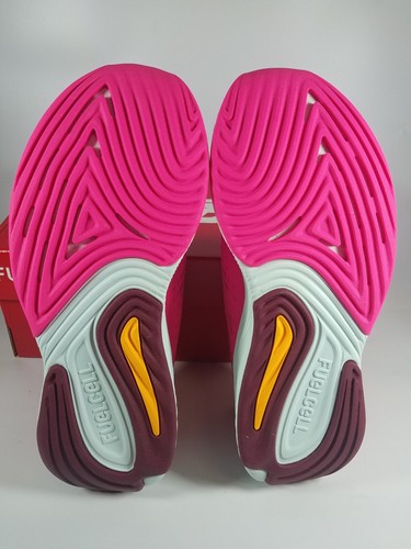 Zapato para correr New Balance FuelCell Prisma V2 rosa glo/granate - Imagen 6 de 8