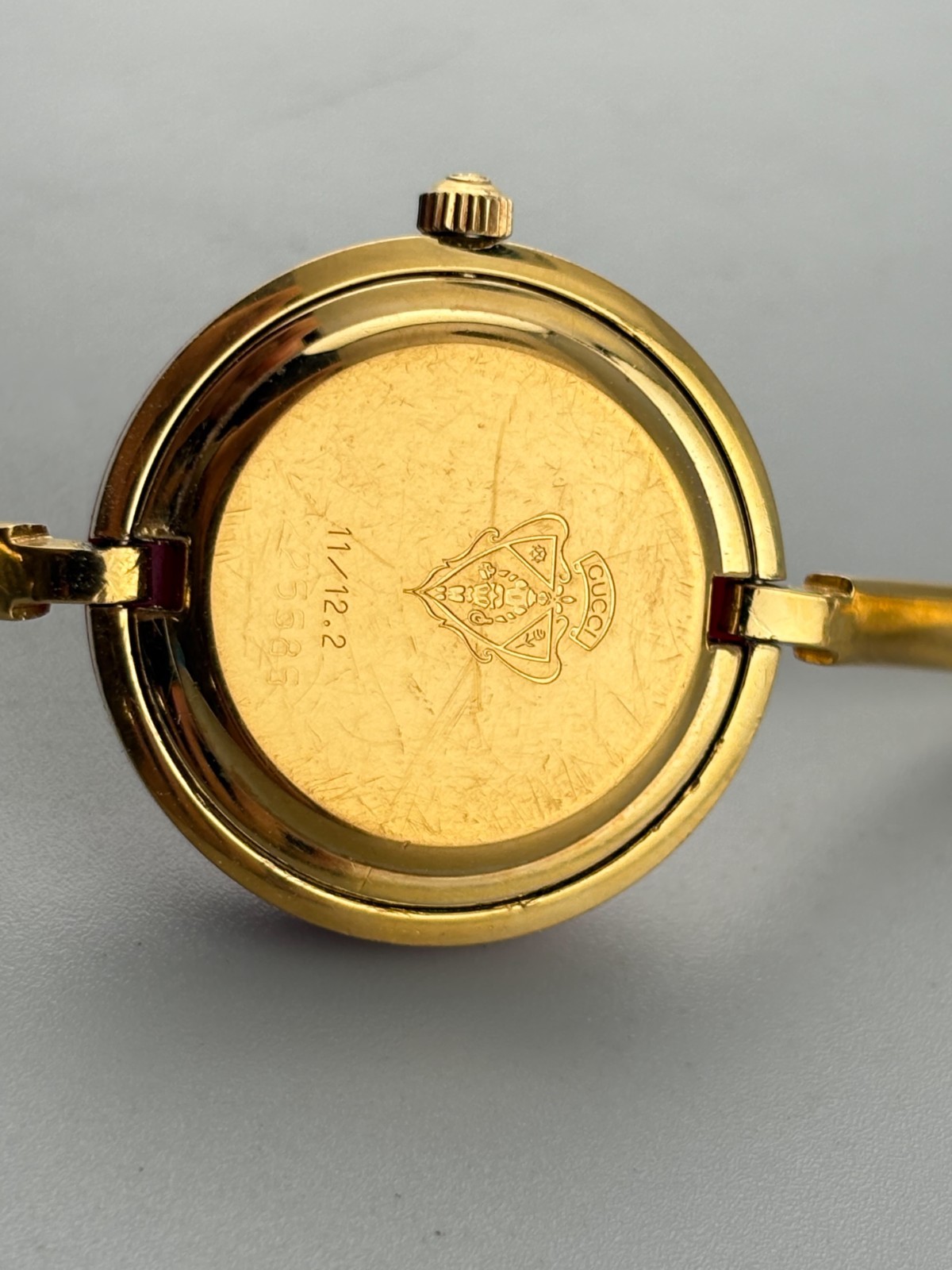 [Very Good+5] Gucci Change Bezel Watch 11/12.2 Gold Plated Red Bezel Auth thumbnail 13